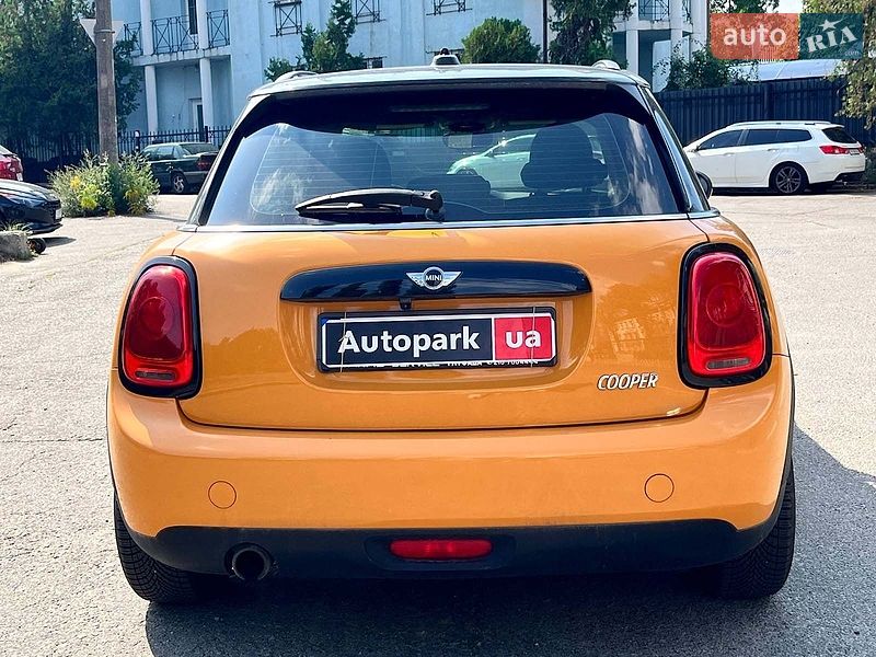 Хэтчбек MINI Cooper 2015 в Киеве