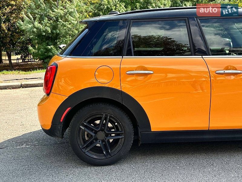 Хэтчбек MINI Cooper 2015 в Киеве