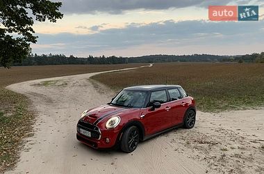 Хетчбек MINI Cooper 2015 в Києві