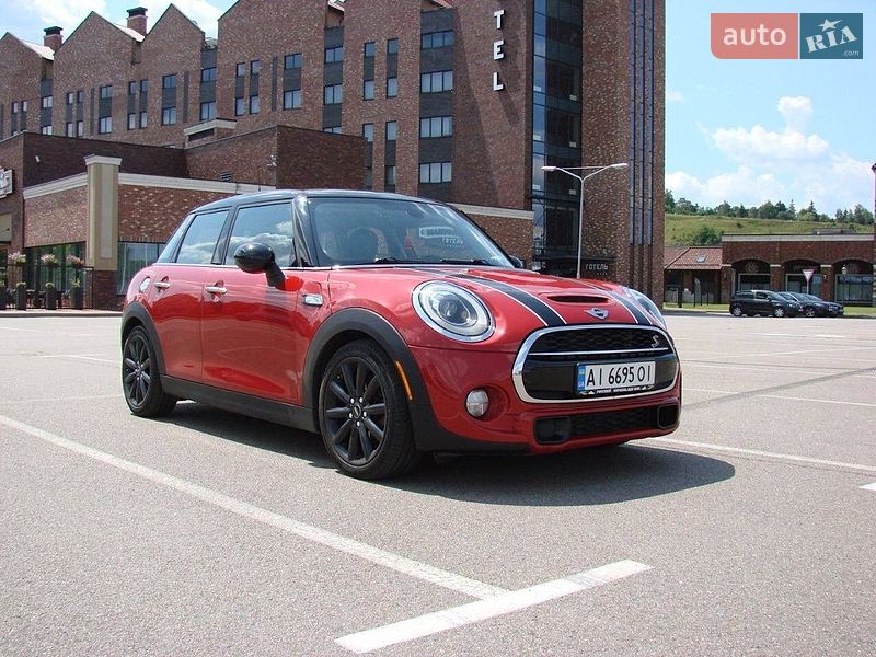 Хетчбек MINI Cooper 2015 в Києві