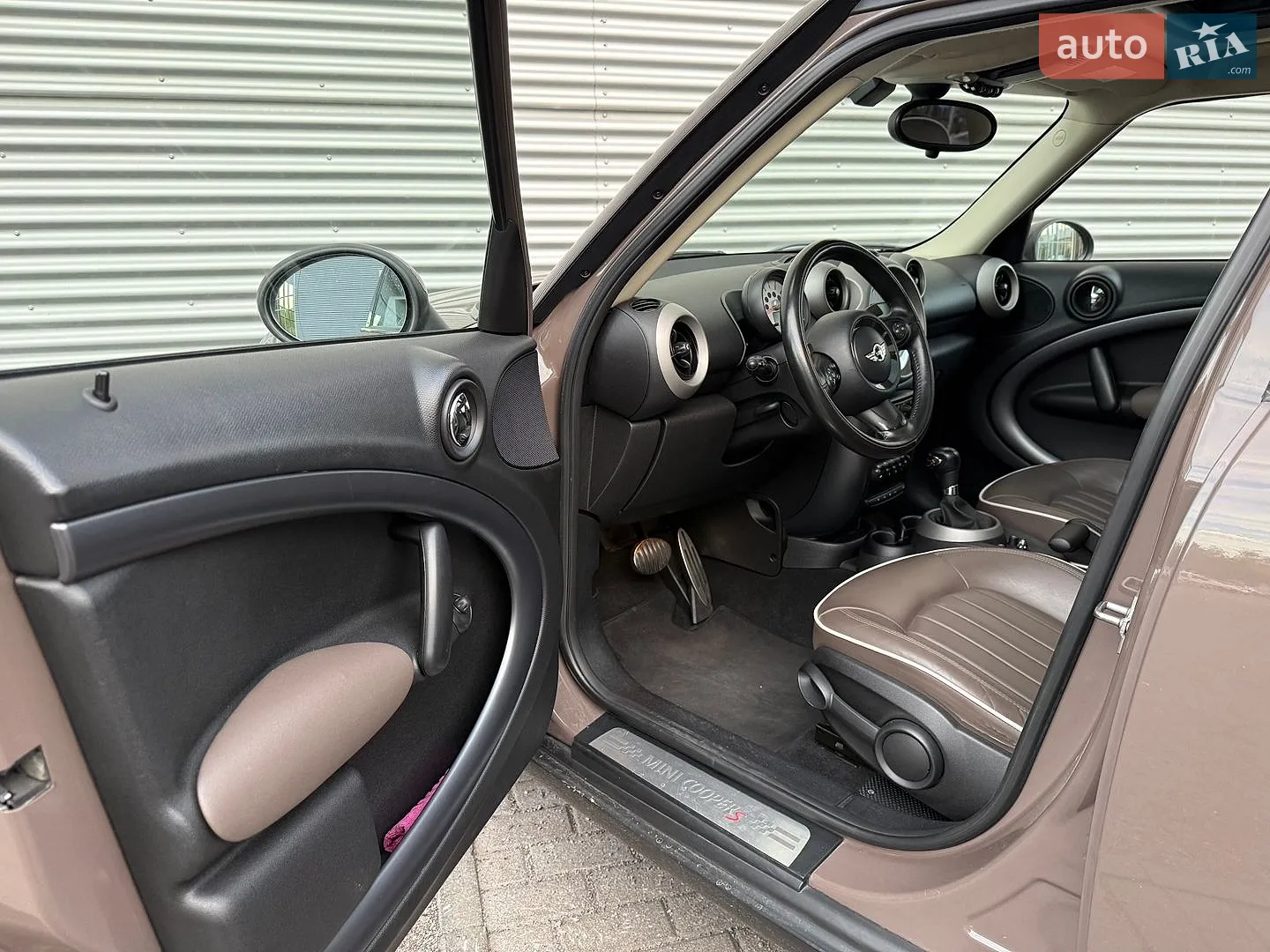 2010 MINI Cooper - мініатюра 24