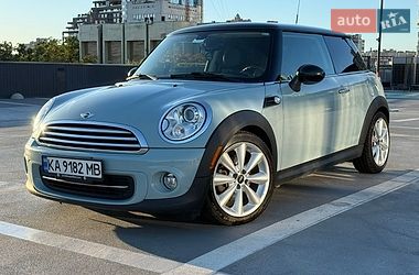 Хэтчбек MINI Cooper 2013 в Киеве