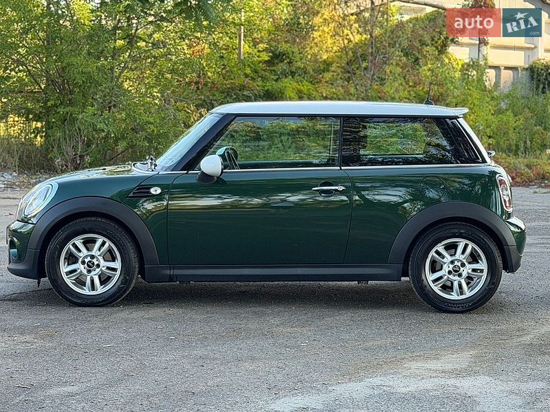 Хэтчбек MINI Cooper 2011 в Днепре фото 12 Хэтчбек MINI Cooper 2011 в Днепре