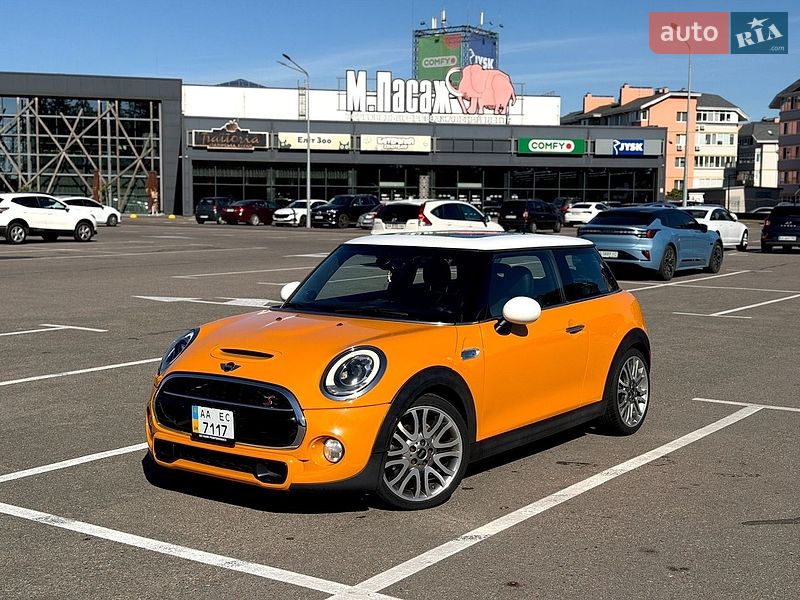 MINI Cooper 2015