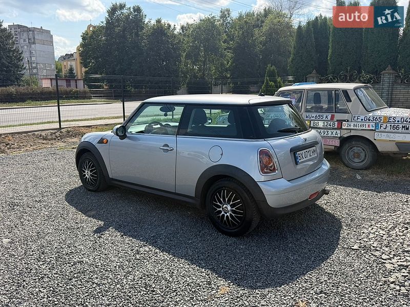 Хэтчбек MINI Cooper 2008 в Хмельницком
