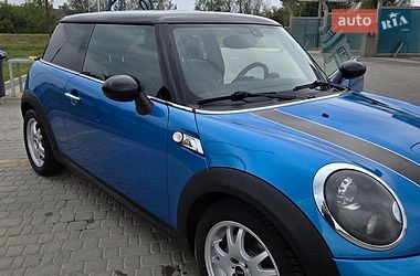 Хэтчбек MINI Cooper 2010 в Костополе фото 11 Хэтчбек MINI Cooper 2010 в Костополе
