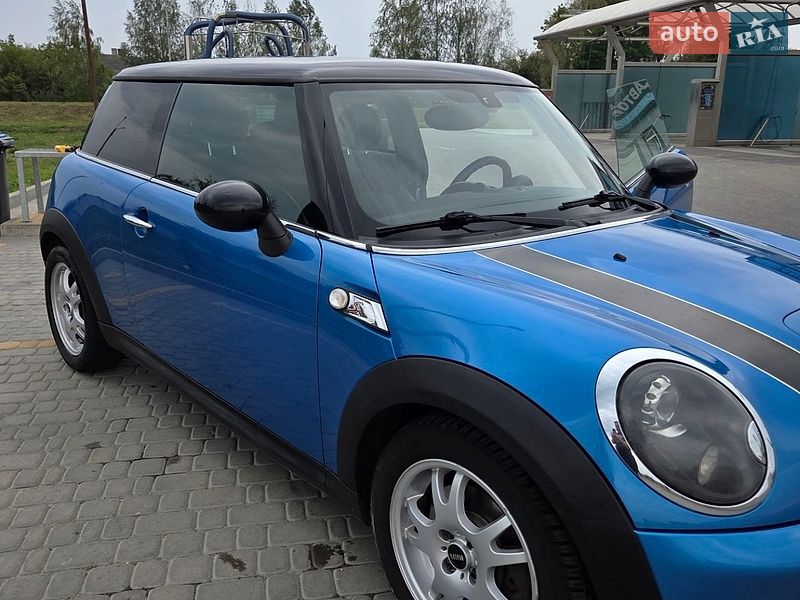 Хэтчбек MINI Cooper 2010 в Костополе фото 11 Хэтчбек MINI Cooper 2010 в Костополе
