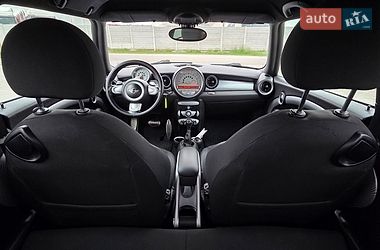 Хэтчбек MINI Cooper 2010 в Костополе фото 14 Хэтчбек MINI Cooper 2010 в Костополе