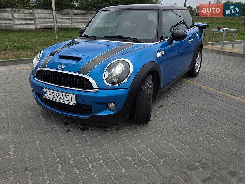 Хэтчбек MINI Cooper 2010 в Костополе фото 16 Хэтчбек MINI Cooper 2010 в Костополе