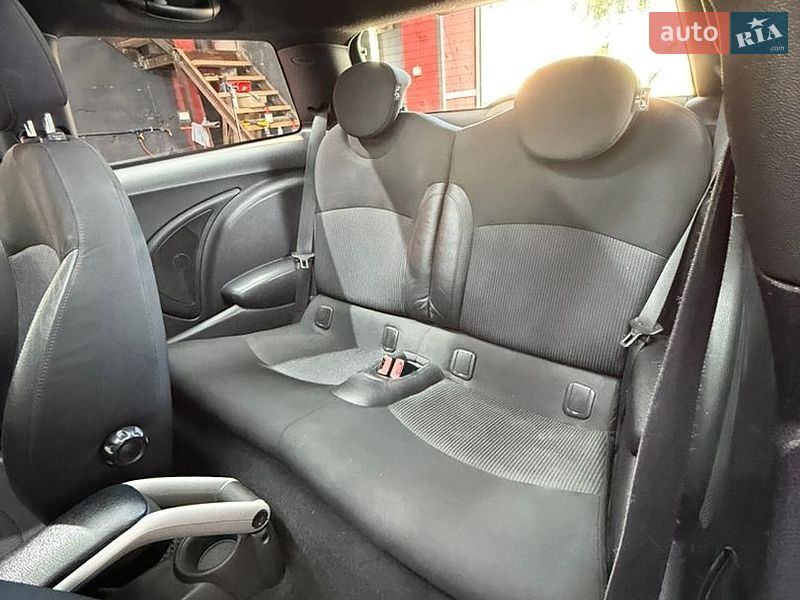 Хэтчбек MINI Cooper 2007 в Киеве