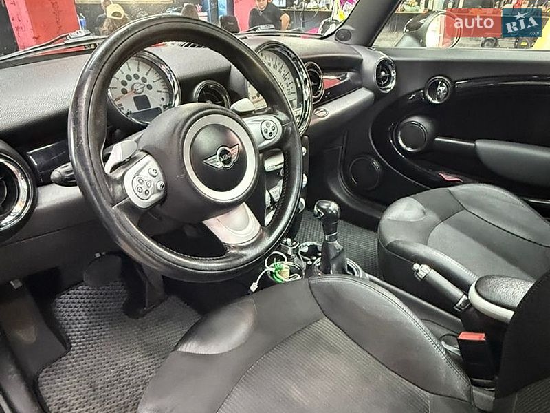 Хэтчбек MINI Cooper 2007 в Киеве