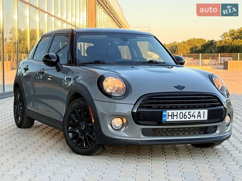 MINI Cooper 2018