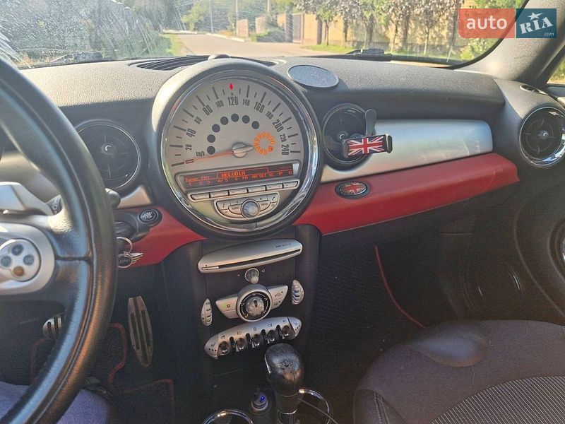 Хетчбек MINI Cooper 2007 в Києві