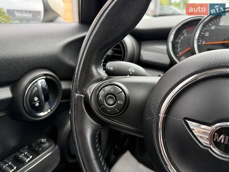 Хэтчбек MINI Cooper 2014 в Житомире