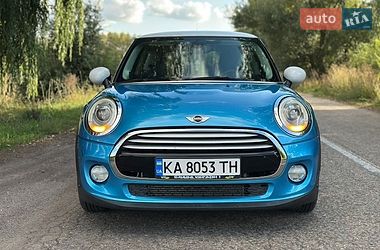 Хэтчбек MINI Cooper 2016 в Киеве