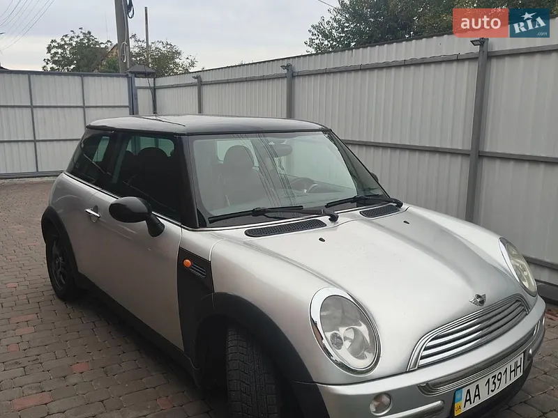 MINI Cooper 2003
