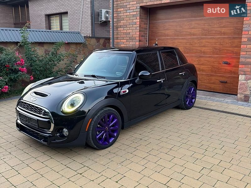 Хэтчбек MINI Cooper 2017 в Тернополе
