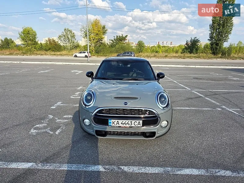 MINI Cooper 2018
