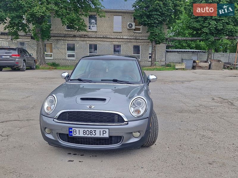 Хэтчбек MINI Cooper 2009 в Кременчуге