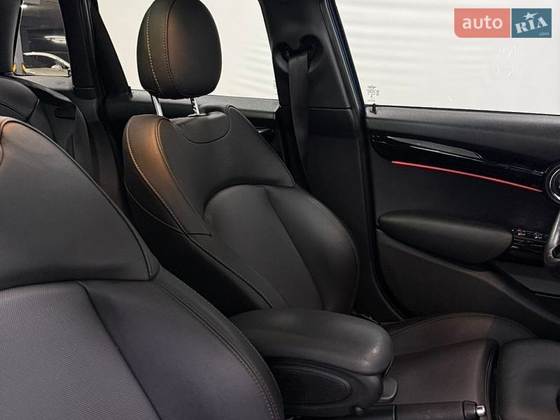 Хетчбек MINI Cooper 2023 в Одесі