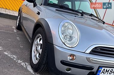 Хэтчбек MINI Cooper 2006 в Житомире