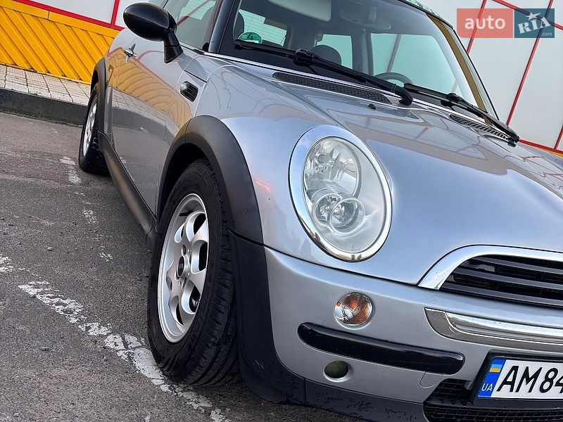 Хетчбек MINI Cooper 2006 в Житомирі
