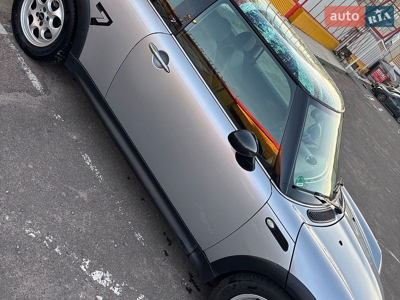 Хетчбек MINI Cooper 2006 в Житомирі