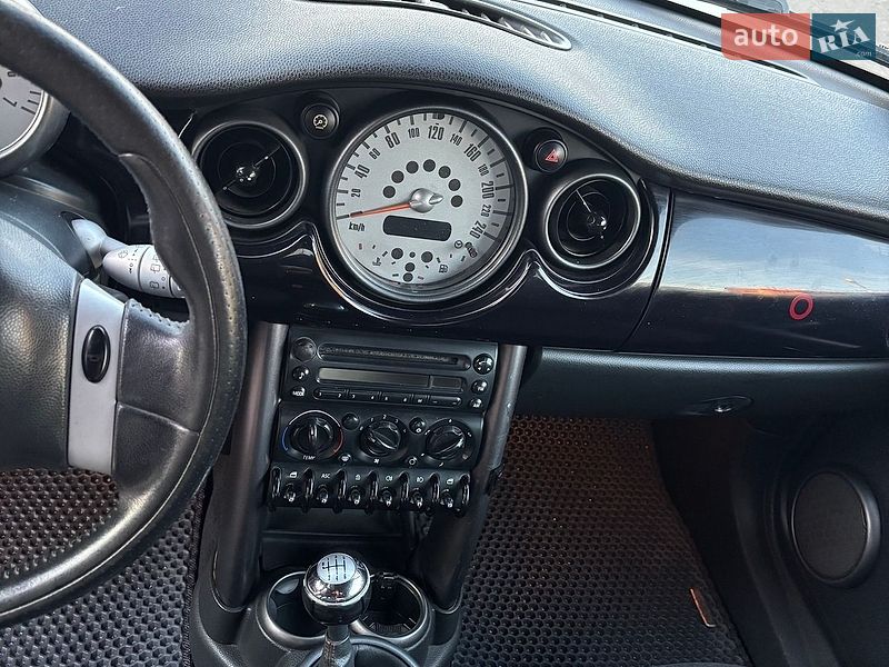 Хетчбек MINI Cooper 2006 в Житомирі