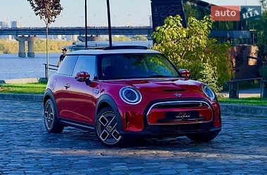 Хэтчбек MINI Cooper 2023 в Киеве Хэтчбек MINI Cooper 2023 в Киеве