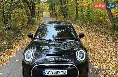 Хетчбек MINI Cooper 2023 в Києві фото 4 Хетчбек MINI Cooper 2023 в Києві