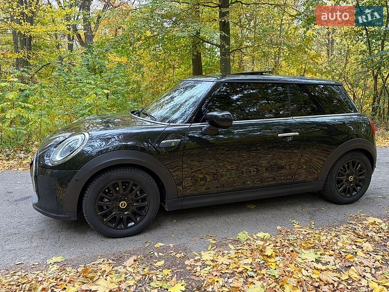 Хетчбек MINI Cooper 2023 в Києві фото 6 Хетчбек MINI Cooper 2023 в Києві