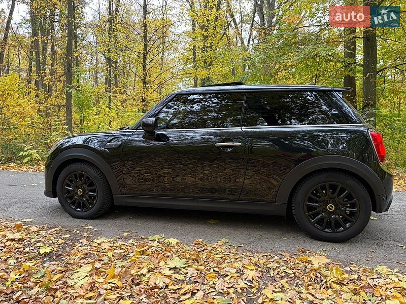 Хетчбек MINI Cooper 2023 в Києві фото 7 Хетчбек MINI Cooper 2023 в Києві