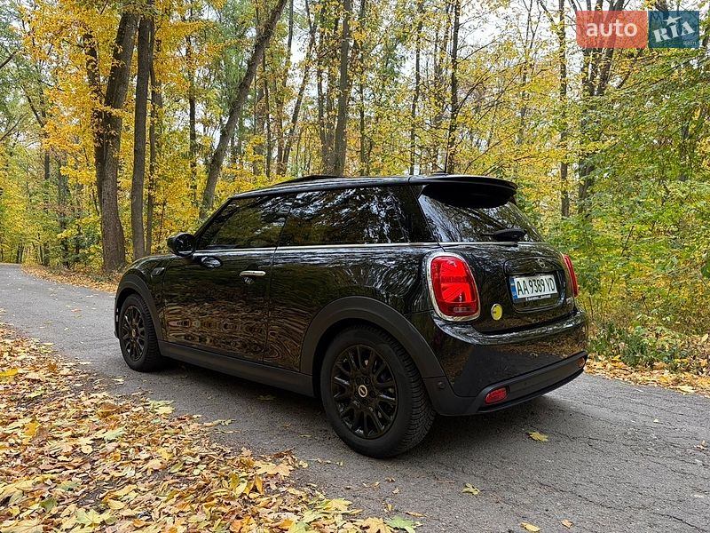 Хетчбек MINI Cooper 2023 в Києві фото 8 Хетчбек MINI Cooper 2023 в Києві