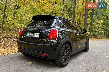 Хетчбек MINI Cooper 2023 в Києві фото 12 Хетчбек MINI Cooper 2023 в Києві