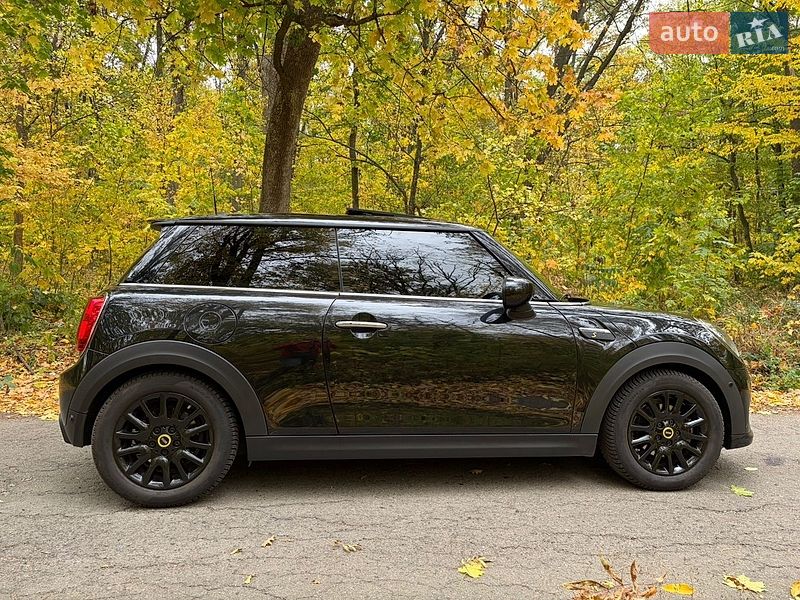 Хетчбек MINI Cooper 2023 в Києві фото 13 Хетчбек MINI Cooper 2023 в Києві