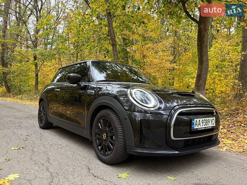 Хетчбек MINI Cooper 2023 в Києві фото Хетчбек MINI Cooper 2023 в Києві