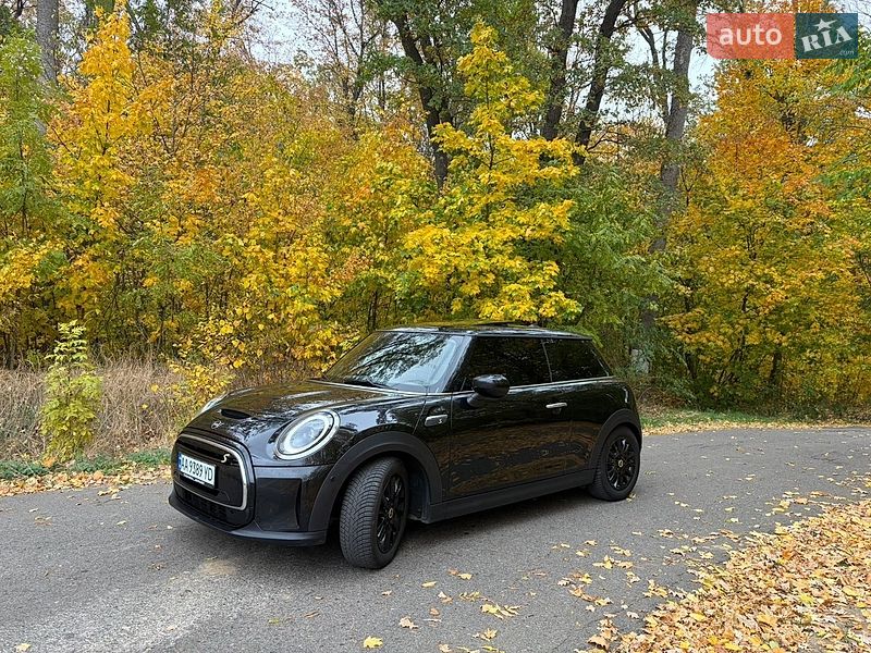 Хетчбек MINI Cooper 2023 в Києві фото 22 Хетчбек MINI Cooper 2023 в Києві