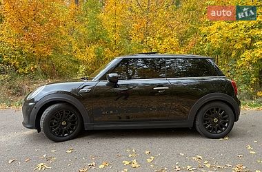Хетчбек MINI Cooper 2023 в Києві фото 23 Хетчбек MINI Cooper 2023 в Києві