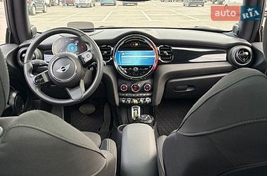 Хетчбек MINI Cooper 2023 в Києві фото 31 Хетчбек MINI Cooper 2023 в Києві