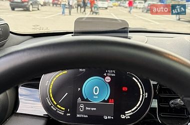 Хетчбек MINI Cooper 2023 в Києві фото 44 Хетчбек MINI Cooper 2023 в Києві