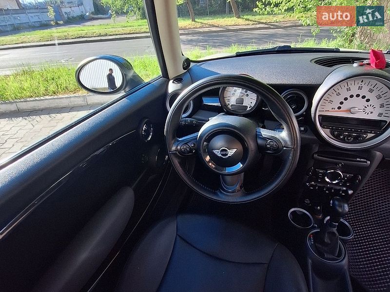 Хэтчбек MINI Cooper 2011 в Одессе