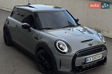 mini cooper 2022 в Харків від професійного продавця Альберт