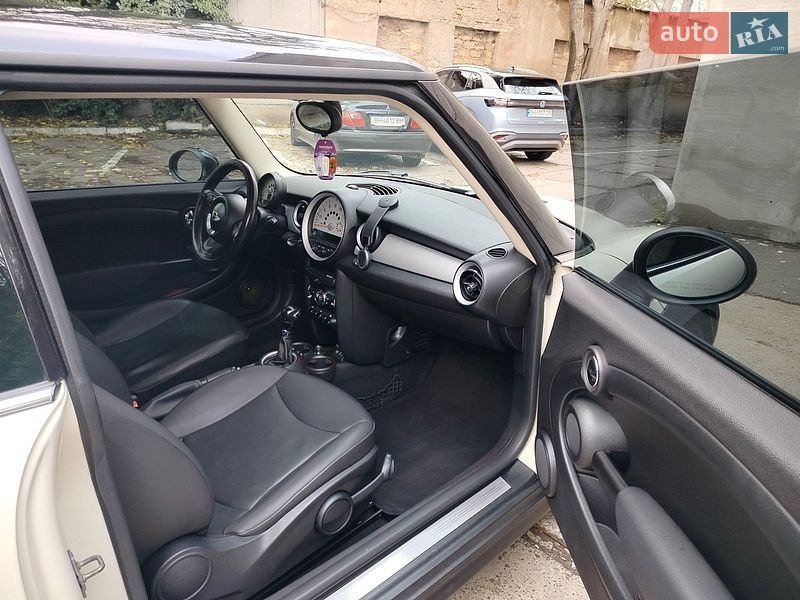 Хетчбек MINI Cooper 2012 в Одесі фото 5 Хетчбек MINI Cooper 2012 в Одесі