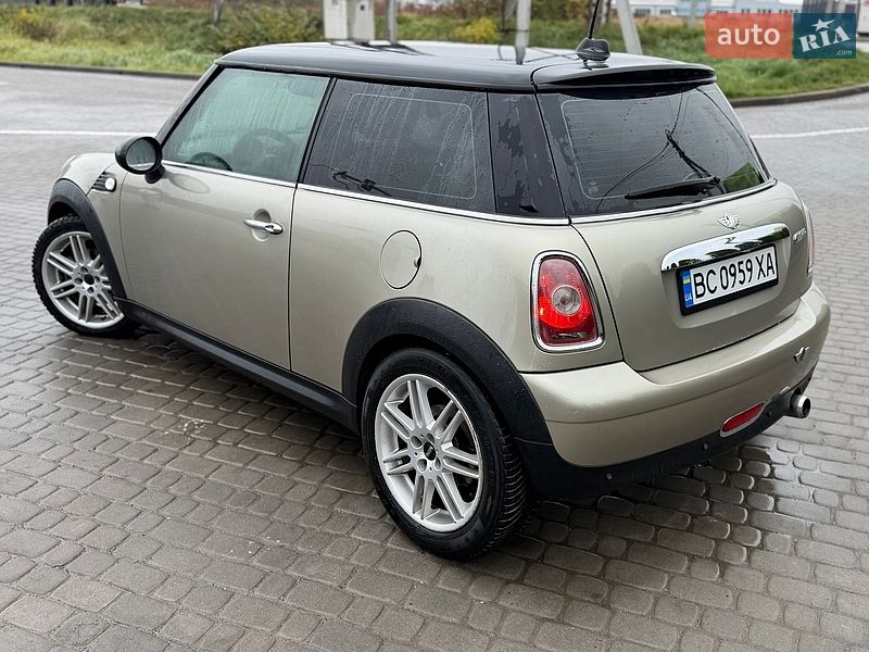 Хэтчбек MINI Cooper 2007 в Львове