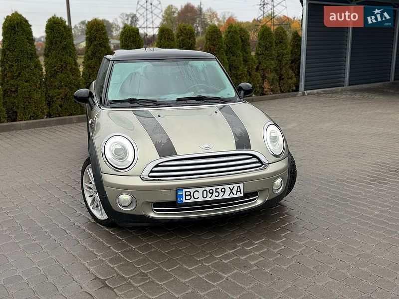 Хэтчбек MINI Cooper 2007 в Львове