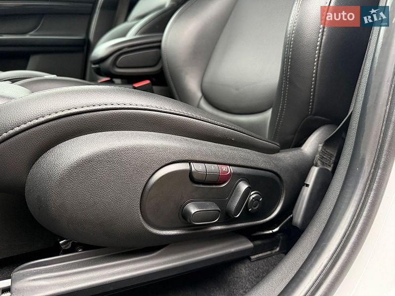 Хетчбек MINI Cooper 2018 в Житомирі