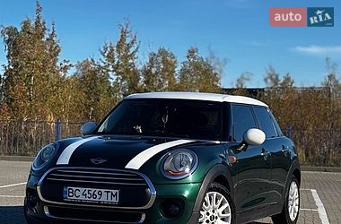 Хетчбек MINI Cooper 2015 в Дрогобичі