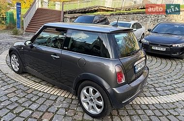 Хетчбек MINI Cooper 2006 в Києві фото 6 Хетчбек MINI Cooper 2006 в Києві