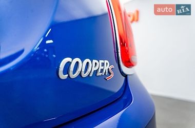 Хэтчбек MINI Cooper 2019 в Киеве