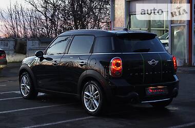 Хэтчбек MINI Countryman 2015 в Одессе